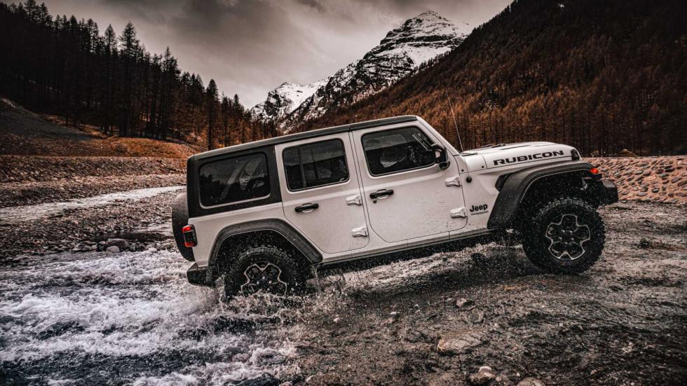 Μόνο ως Plug-in υβριδικό το φρεσκαρισμένο Jeep Wrangler